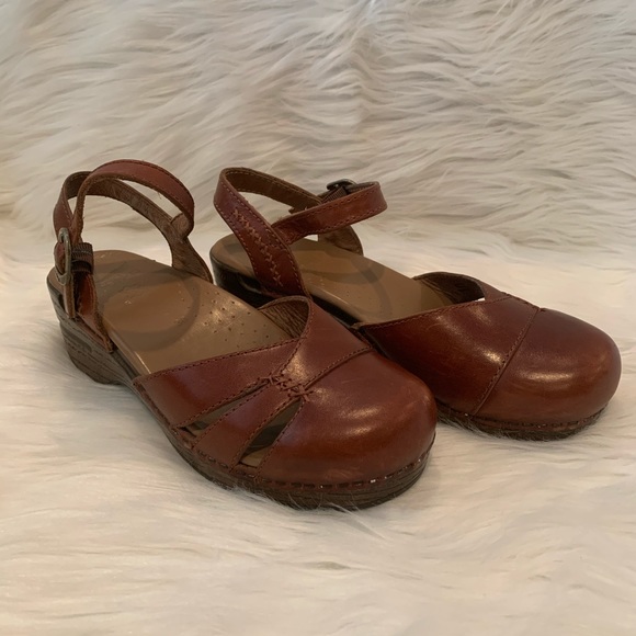 Dansko Shoes - Dansko Margrete brown leather Mary Jane sandals